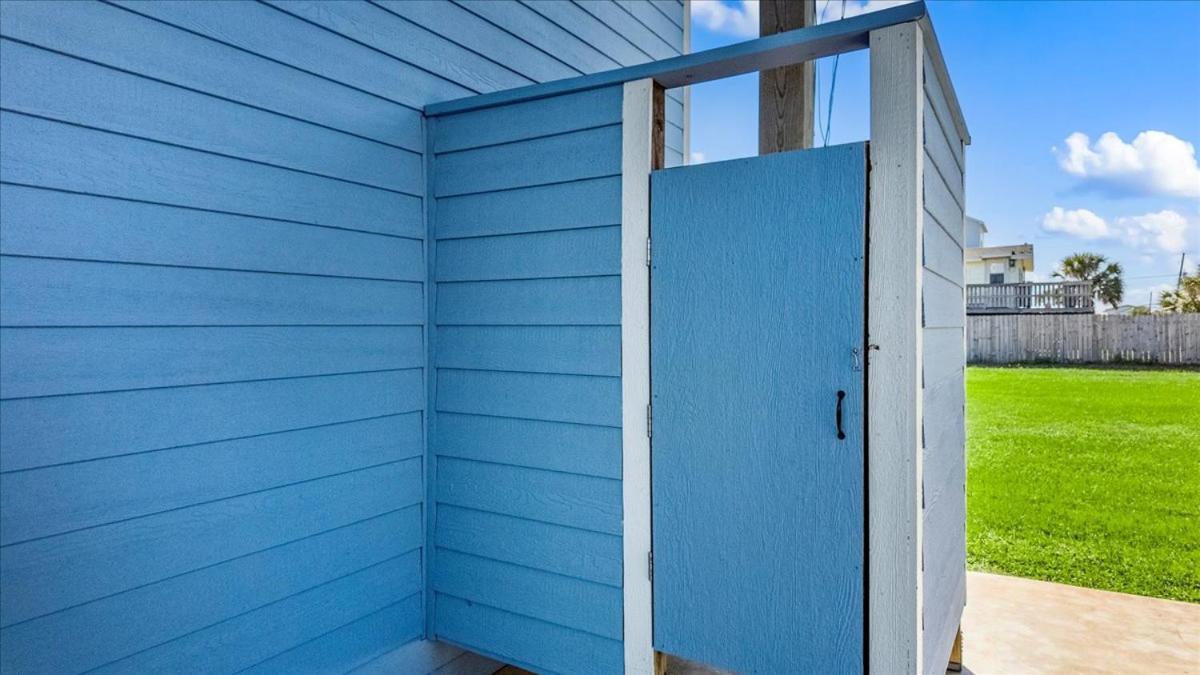 You're My Bay, Blue,walk2bch,wifi,outdoorshwr,west Holiday home *